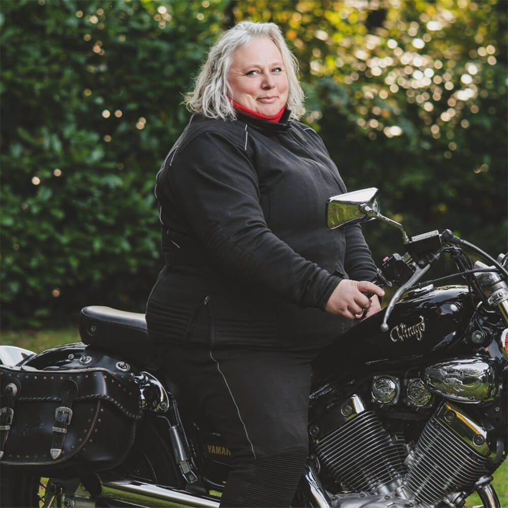 Inclusivity and Empowerment on Two Wheels: Choosing the Perfect Plus Size Women's Motorcycle Gear