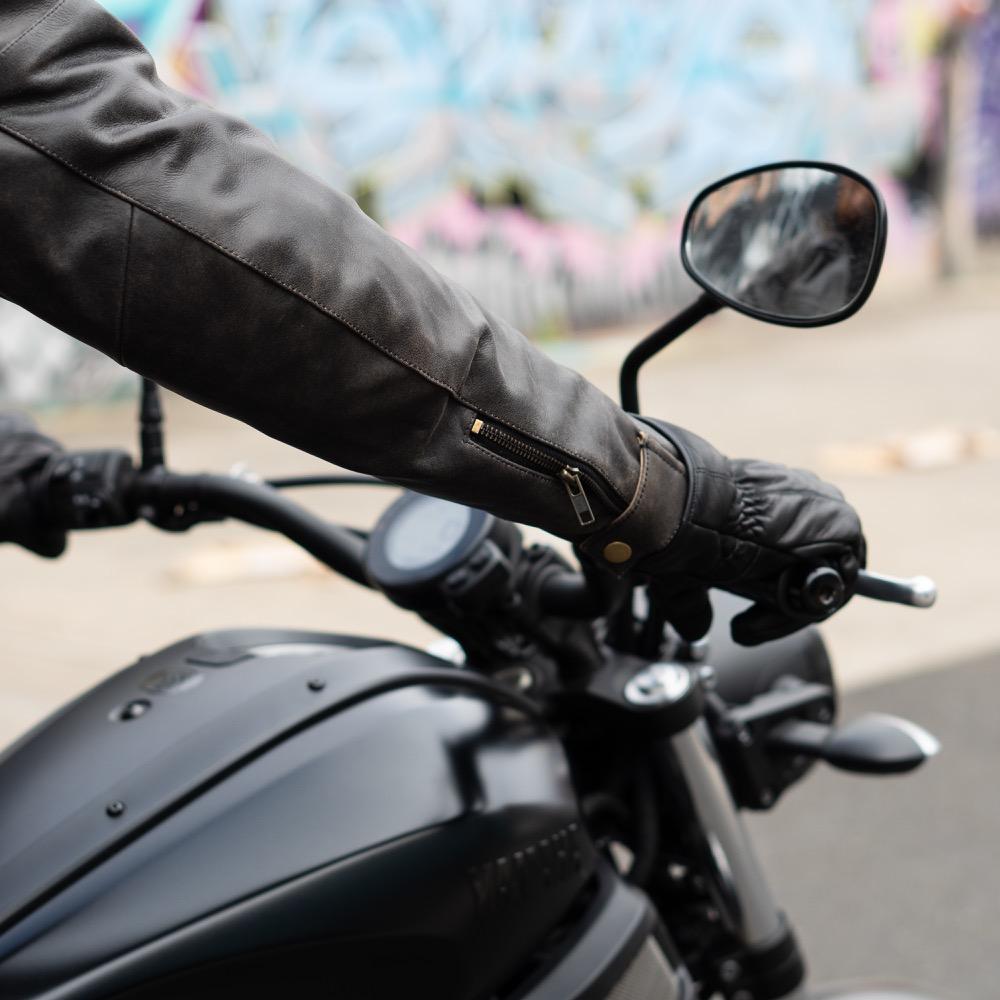 ol Bobber' | Classic Leather Motorbike Jacket in Distressed Charcoal Brown