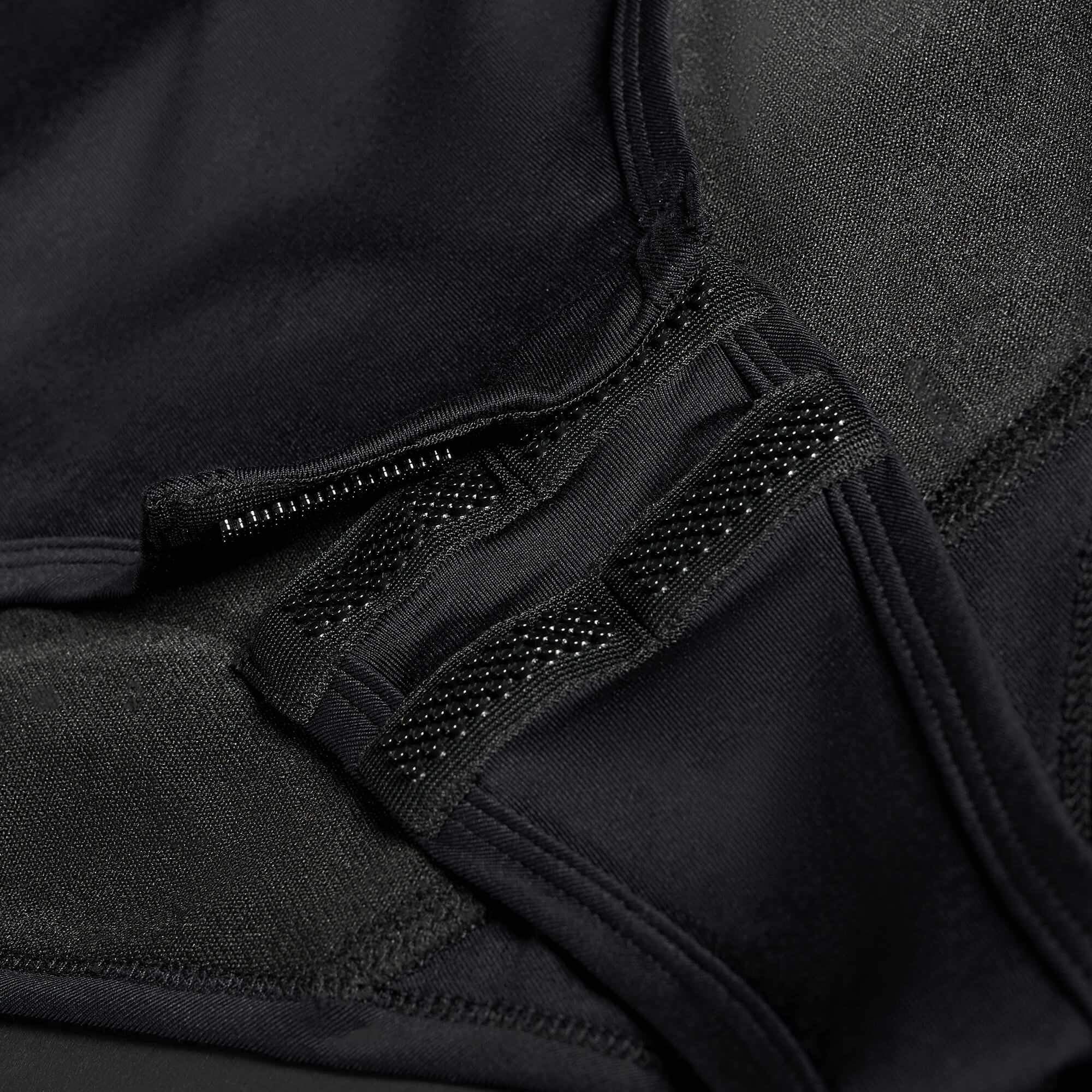 Pando Moto Shell WW Black 02 – Armoured Motorcycle Baselayer Bodysuit