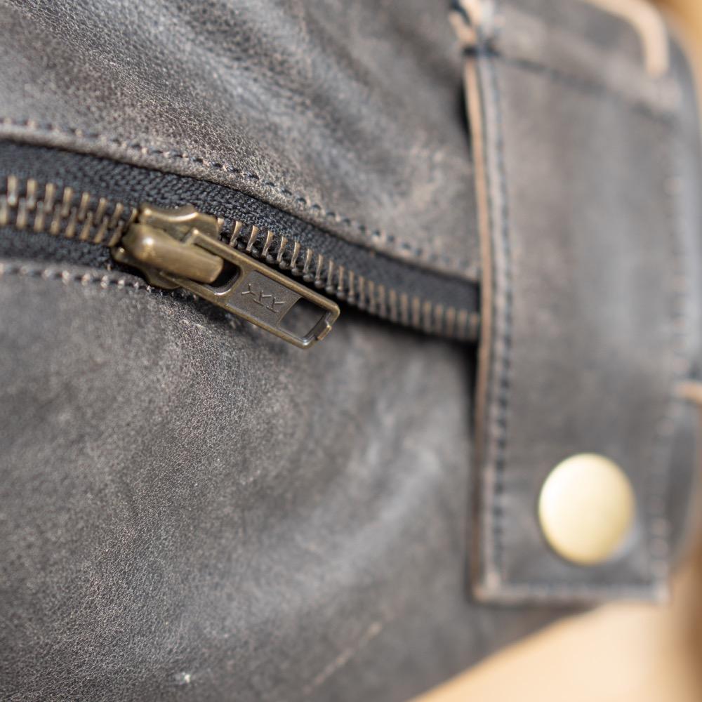 ol Bobber' | Classic Leather Motorbike Jacket in Distressed Charcoal Brown