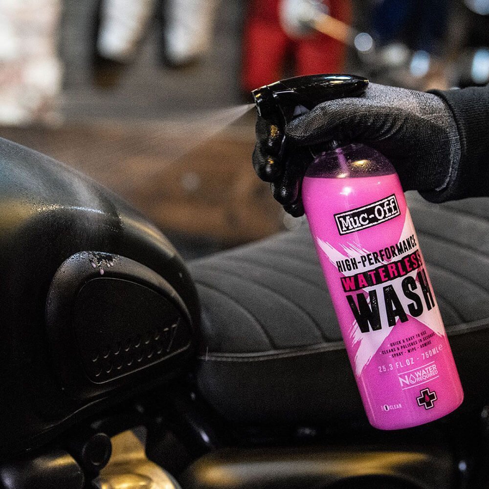 Muc - Off | High Performance Waterless Wash - Gear & Bike Cleaning - Peak Moto