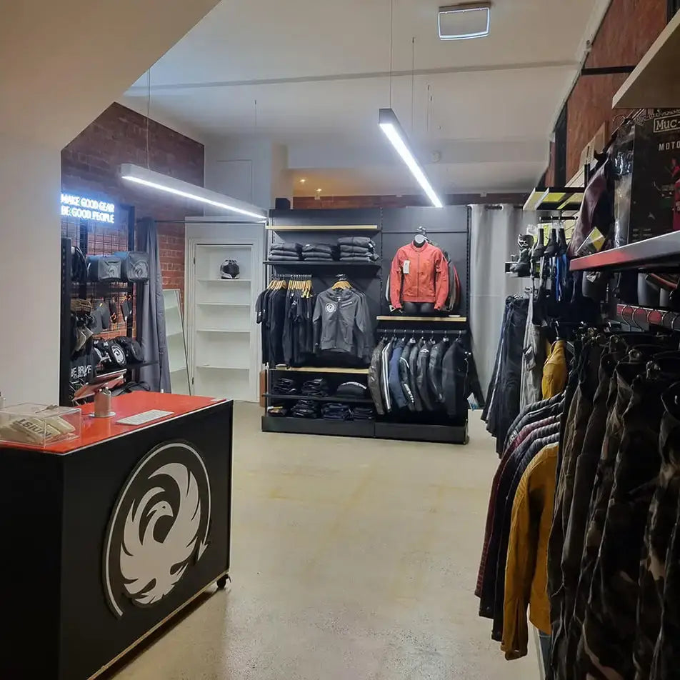 Moto online accessories store