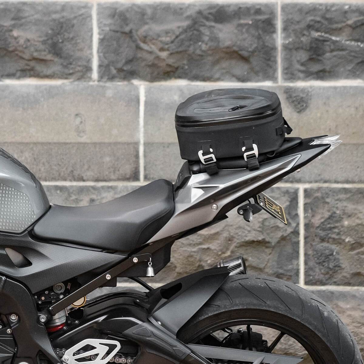 Small motorcycle tail bag online