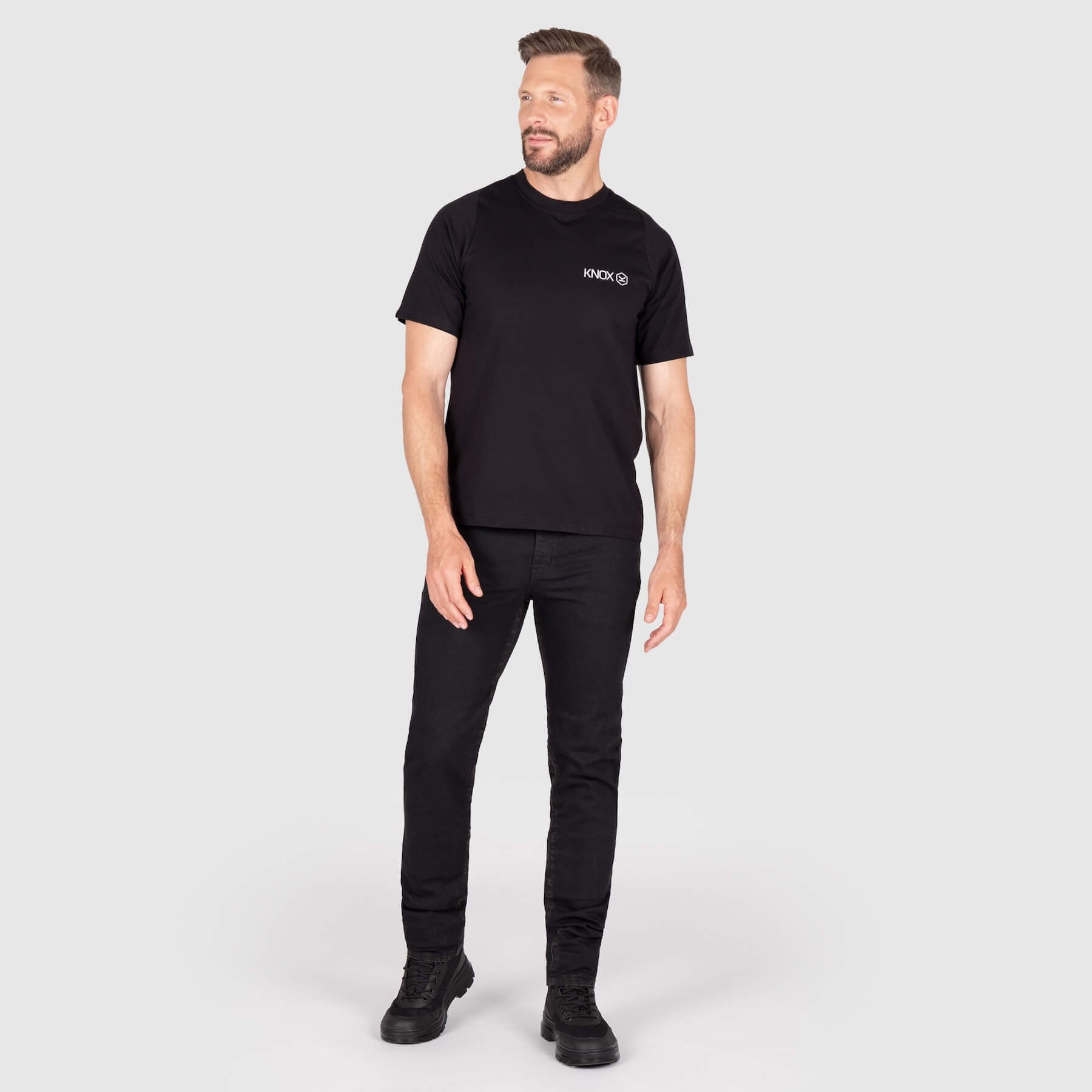 Colton Slim-Tapered Men&#39;s Jeans