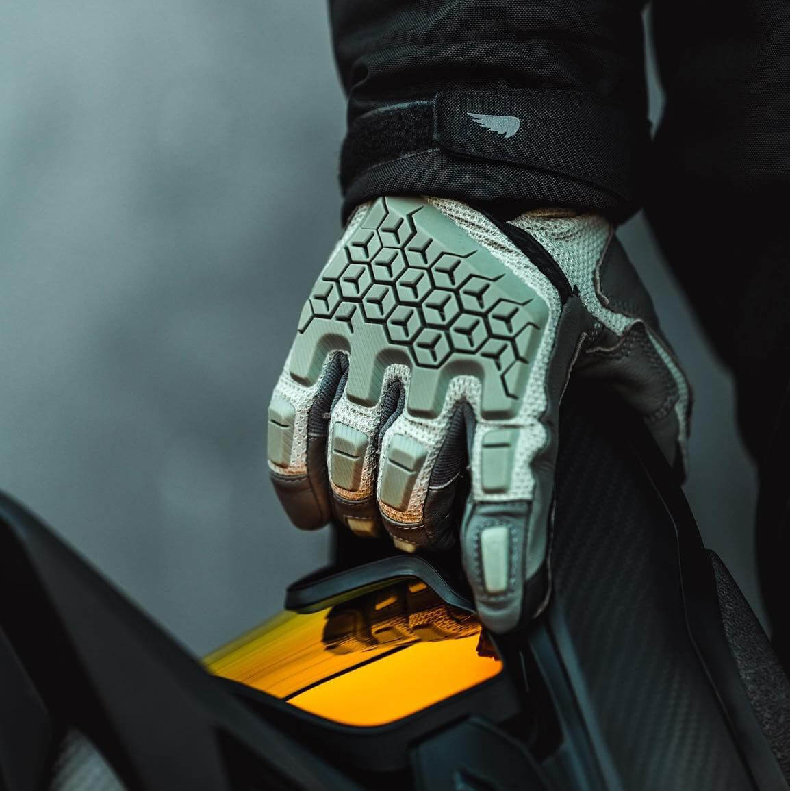 REV'IT! | Caliber Men's Glove - Black - Gloves - Peak Moto