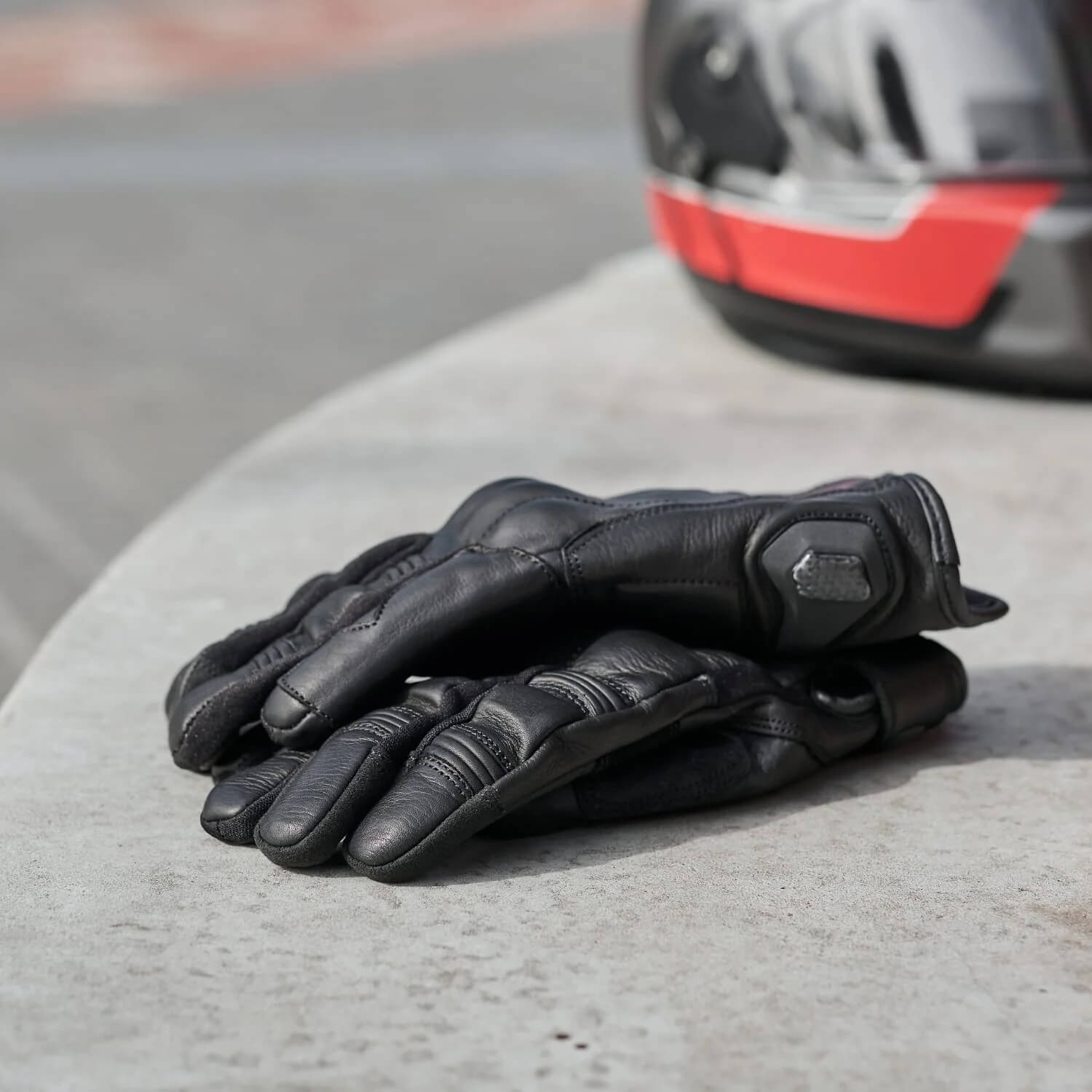 'Shorties' 2.0 Short Black Leather Waterproof Motorbike Gloves